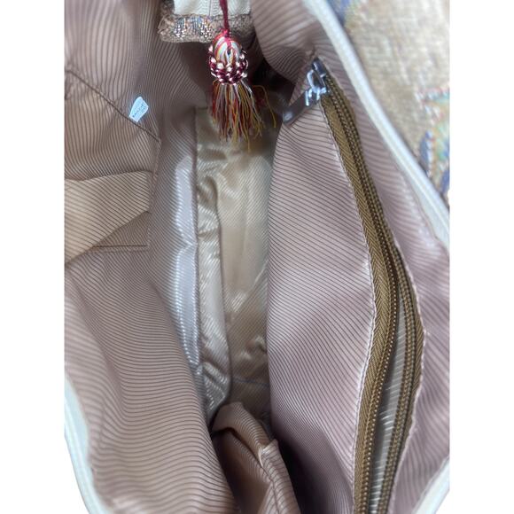 Mountain Mamas Lace and Brocade Boho Handbag NWT - Picture 3 of 7